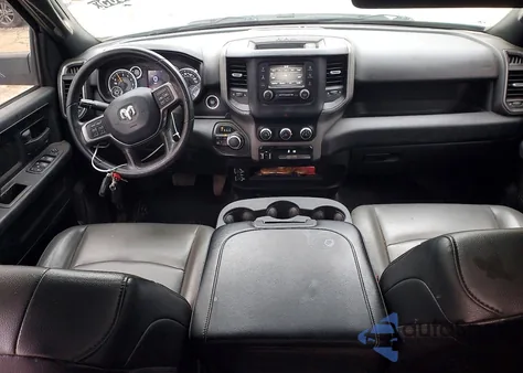 2022 Ram 2500 Tradesman z USA, uszkodzony, nr VIN 3C6UR5CJ8NG370311